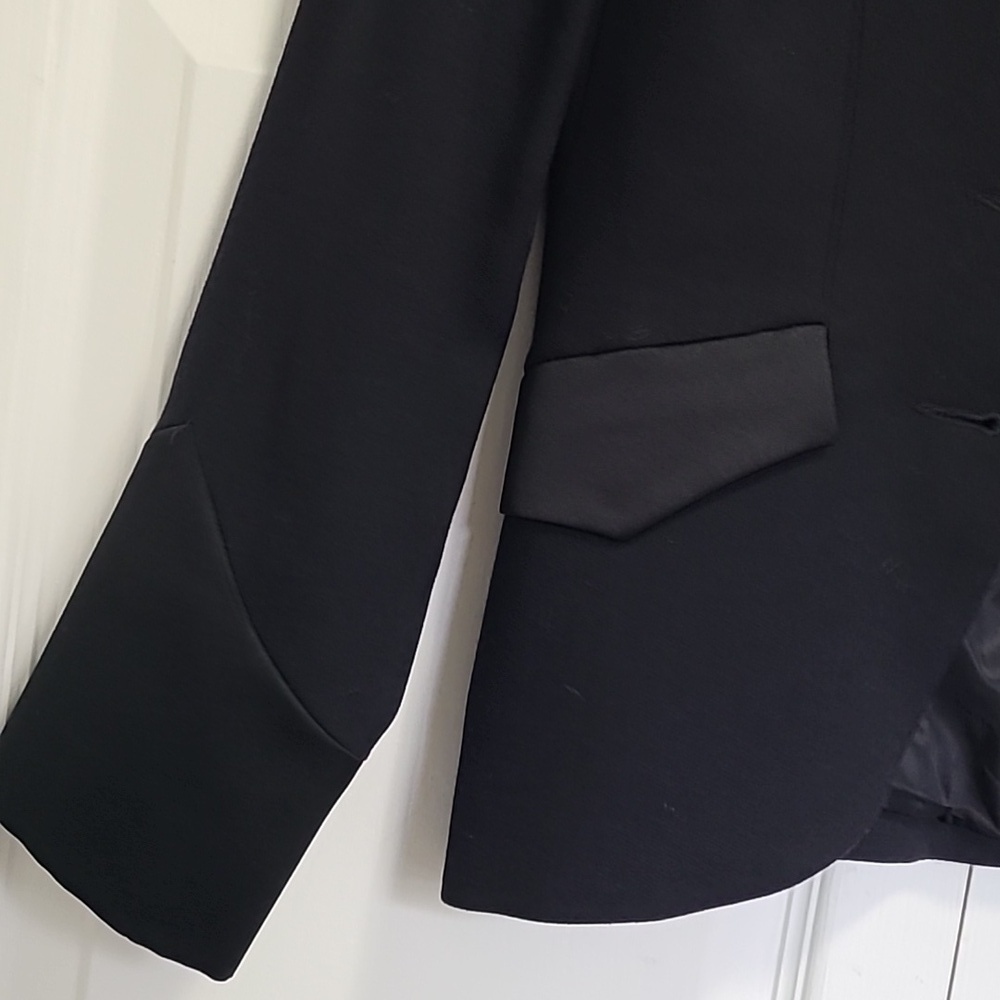 Kelly Graham New York Satin‎ Black Tuxedo Blazer Size 4 Gold Heart Bling Buttons - Picture 12 of 17